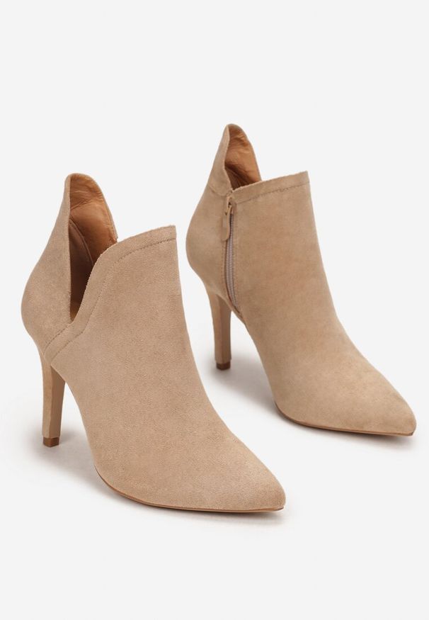 Born2be - Ciemnobeżowe Botki na Szpilce z Wyciętym Bokiem Secu. Kolor: beżowy. Materiał: jeans. Obcas: na szpilce. Styl: klasyczny, rockowy, elegancki