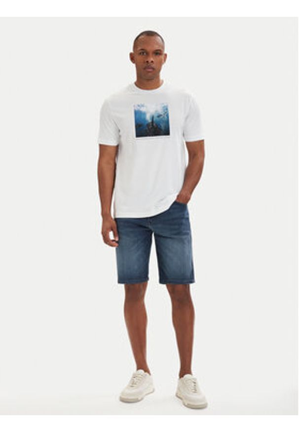 BOSS T-Shirt Creature 50561861 Kremowy Regular Fit. Kolor: kremowy. Materiał: bawełna