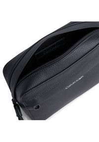 Calvin Klein Saszetka Ck Must Compact Case K50K511604 Czarny. Kolor: czarny. Materiał: skóra #4