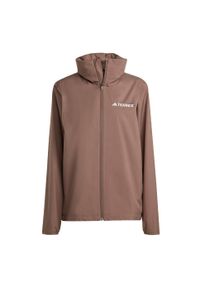 Adidas - Kurtka Multi Essentials 2L Rain. Kolor: brązowy, wielokolorowy, beżowy. Technologia: ClimaProof (Adidas). Sport: turystyka piesza