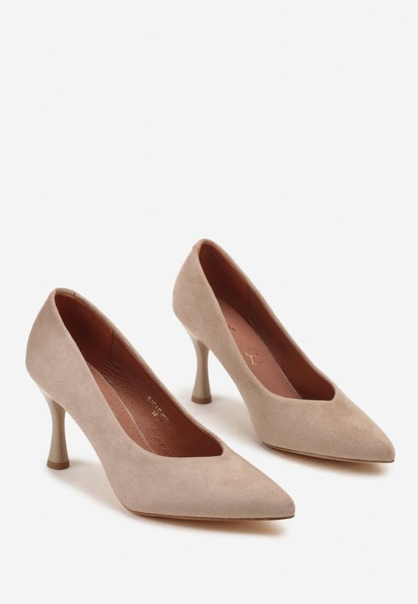 Renee - Ciemnobeżowe Szpilki Vices z Wkładką ze Skóry Naturalnej Muzite. Okazja: na spotkanie biznesowe. Kolor: beżowy. Materiał: skóra. Obcas: na szpilce. Styl: biznesowy, klasyczny