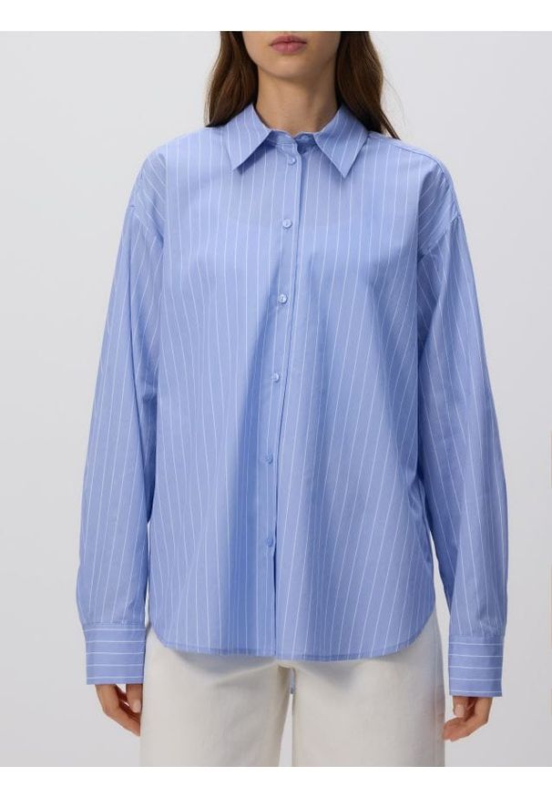 Reserved - Bawełniana koszula - jasnoniebieski. Kolor: niebieski. Materiał: bawełna