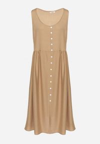 Born2be - Ciemnobeżowa Wiskozowa Sukienka o Rozkloszowanym Kroju z Guzikami Natesana. Okazja: na spacer, na co dzień. Kolor: beżowy. Materiał: wiskoza. Typ sukienki: proste. Styl: casual #6