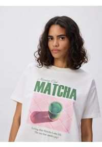 Reserved - Bawełniany t-shirt z nadrukiem - biały. Kolor: biały. Materiał: bawełna. Wzór: nadruk #1