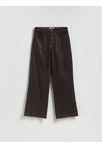Reserved - Woskowane jeansy wide leg - mahoniowy. Kolor: brązowy #1