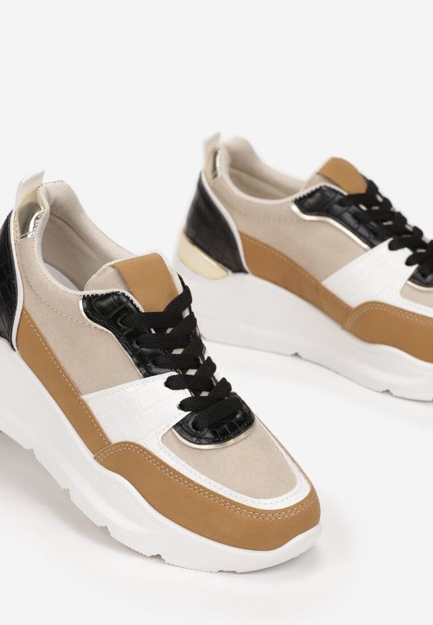 Renee - Brązowe Sneakersy na Platformie z Tłoczoną i Metaliczną Wstawką z Tyłu Biorli. Kolor: brązowy. Materiał: skóra. Szerokość cholewki: normalna. Obcas: na platformie