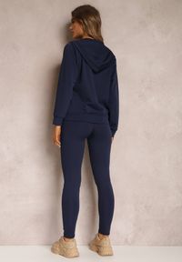 Renee - Granatowy Komplet Dresowy 3-częściowy z Legginsami Bluzą i Topem Heri. Kolekcja: plus size. Kolor: niebieski. Materiał: dresówka. Sport: fitness #5