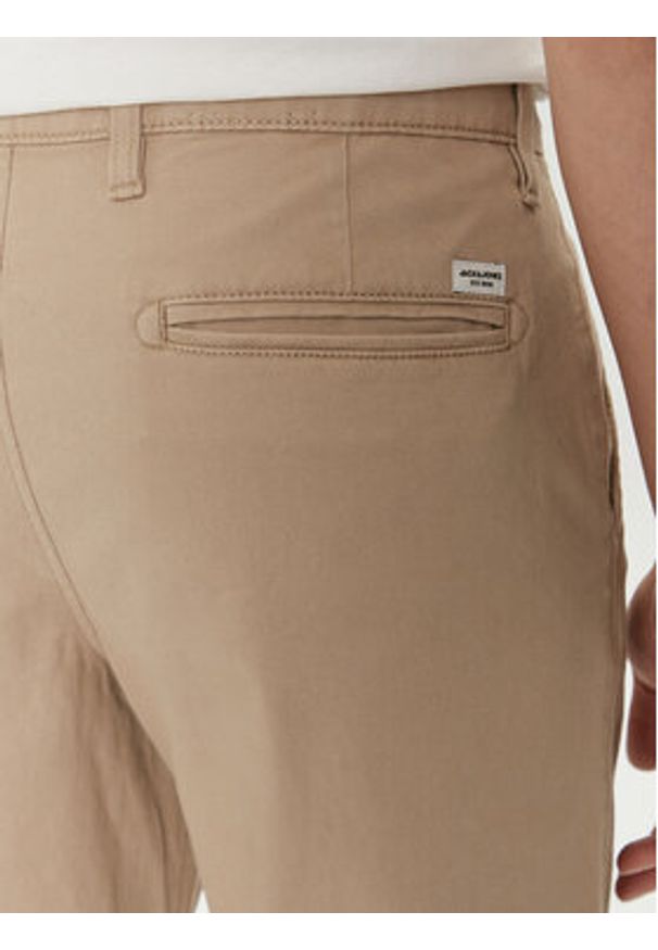 Jack & Jones Chinosy Dave 12212930 Szary Regular Fit. Kolor: szary. Materiał: bawełna