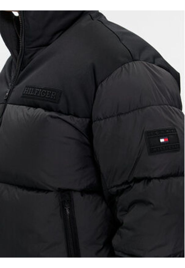 TOMMY HILFIGER - Tommy Hilfiger Kurtka zimowa New York MW0MW32770 Czarny Regular Fit. Kolor: czarny. Materiał: syntetyk. Sezon: zima