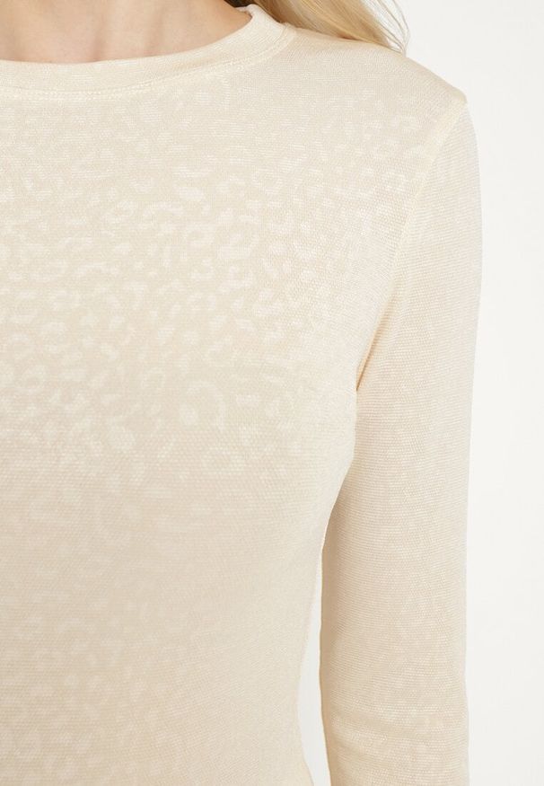 Born2be - Jasnobeżowa Bluzka z Wiskozą w Panterkowy Wzór Danelis. Okazja: na co dzień. Kolor: beżowy. Materiał: wiskoza. Styl: elegancki, casual, klasyczny