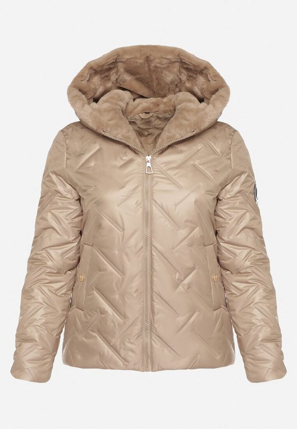 Born2be - Beżowa Pikowana Kurtka o Prostym Kroju z Kapturem Avilerie. Okazja: na co dzień. Typ kołnierza: kaptur. Kolekcja: plus size. Kolor: beżowy. Materiał: jeans. Styl: elegancki, casual