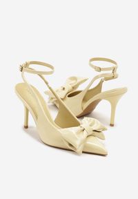 Renee - Żółte Sandały na Szpilce Vices z Dużą Kokardką Bez Pięty Velozia. Okazja: na studniówkę, na sylwestra, na ślub cywilny, na wesele, do pracy, na spotkanie biznesowe. Zapięcie: sprzączka. Kolor: żółty. Obcas: na szpilce. Styl: wizytowy, biznesowy, elegancki #6