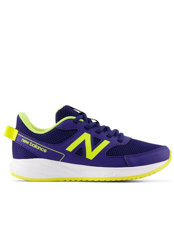 Buty New Balance YK570BY3 - granatowe. Okazja: na co dzień. Kolor: niebieski. Materiał: guma, syntetyk, materiał. Szerokość cholewki: normalna