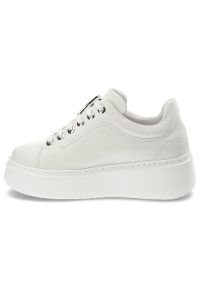 Białe Sneakersy Karino Modne Obuwie Damskie. Okazja: na co dzień. Zapięcie: zamek. Kolor: biały. Materiał: skóra. Styl: klasyczny, casual, elegancki #4