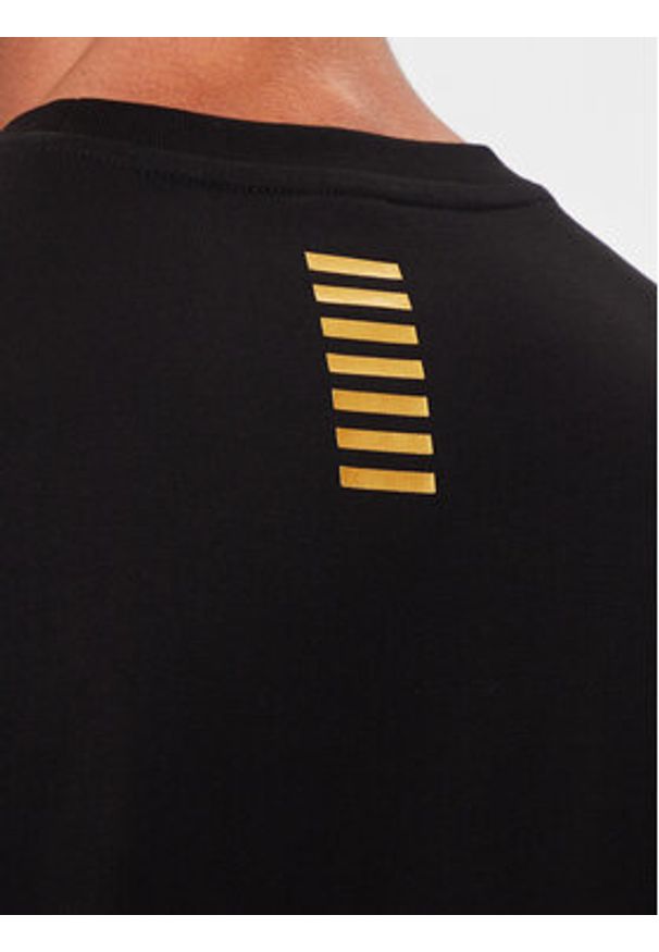 EA7 Emporio Armani Bluza 8NPM30 PJVRZ 0208 Czarny Regular Fit. Kolor: czarny. Materiał: bawełna