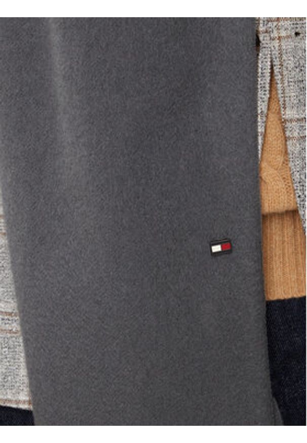 TOMMY HILFIGER - Tommy Hilfiger Szalik AM0AM12841 Szary. Kolor: szary. Materiał: kaszmir, materiał