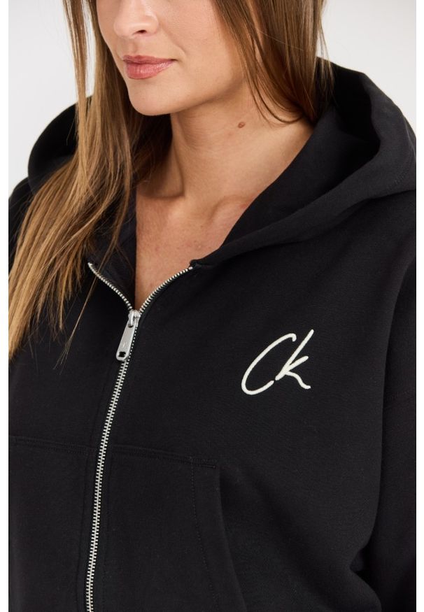 Calvin Klein - CALVIN KLEIN Czarna damska rozpinana bluza z kapturem, Rozmiar L. Okazja: na co dzień. Typ kołnierza: kaptur. Kolor: czarny. Materiał: bawełna. Długość rękawa: długi rękaw. Długość: długie. Styl: klasyczny, casual