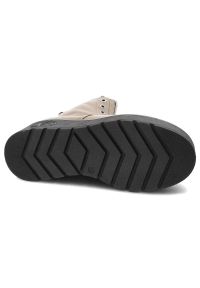 Beżowe Botki Armodo Damskie Modne Obuwie. Okazja: na spacer. Zapięcie: zamek. Kolor: beżowy. Materiał: skóra. Wzór: aplikacja. Obcas: na obcasie. Wysokość obcasa: średni #9