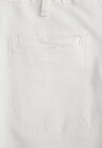 Renee - Białe Jeansy High Waist Wide Leg z Bawełny Fenless. Stan: podwyższony. Kolor: biały #3