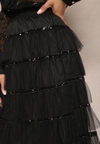 Renee - Czarna Rozkloszowana Spódnica Maxi z Falbankami i Cekinami Noobi. Kolor: czarny. Materiał: materiał. Wzór: aplikacja. Styl: elegancki