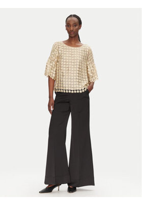 Bruuns Bazaar Bluzka Carisa BBW4529 Złoty Loose Fit. Kolor: złoty. Materiał: syntetyk