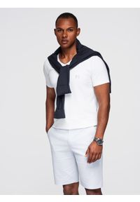 Ombre Clothing - Męski t-shirt V-neck SLIM FIT z elastanem i printem – biały V2 - Rozmiar: M. Okazja: na co dzień. Typ kołnierza: dekolt w serek. Kolor: biały. Materiał: elastan. Wzór: nadruk. Styl: casual
