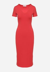Born2be - Czerwona Sukienka Dopasowana Bodycon z Dekoltem w Serek Efricene. Okazja: na co dzień. Typ kołnierza: dekolt w serek. Kolor: czerwony. Materiał: jeans. Długość rękawa: krótki rękaw. Typ sukienki: bodycon. Styl: casual, klasyczny #4