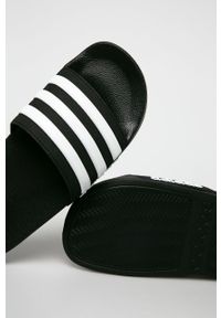 Adidas - adidas - Klapki dziecięce G27625. Kolor: czarny. Materiał: materiał. Wzór: gładki #5