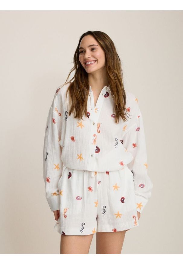 Reserved - Szorty z bawełnianego muślinu - złamana biel. Materiał: bawełna