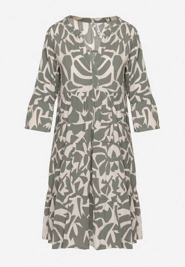 Born2be - Ciemnozielona Wiskozowa Rozkloszowana Sukienka z Abstrakcyjnym Wzorem Liracalia. Okazja: na co dzień. Kolor: zielony. Materiał: wiskoza. Styl: elegancki, casual