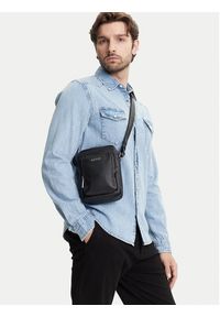 Guess Saszetka HMMITU P5263 Czarny. Kolor: czarny. Materiał: skóra