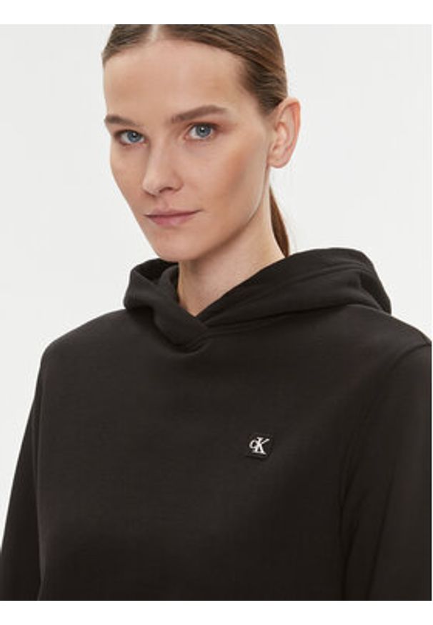 Calvin Klein Jeans Bluza Embro Badge J20J223227 Czarny Regular Fit. Kolor: czarny. Materiał: bawełna