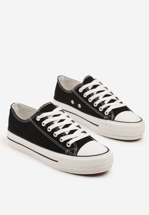Renee - Czarne Basicowe Trampki pod Kostkę Davirine. Okazja: na co dzień, na spacer. Zapięcie: sznurówki. Kolor: czarny. Materiał: jeans, skóra. Styl: casual