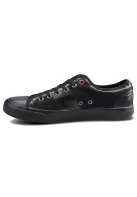Trampki damskie Cross Jeans, z materiału tekstylnego o wzmocnionej strukturze z klasycznym sznurowaniem gumowym noskiem oraz płaską podeszwą, czarne,. Okazja: na co dzień. Kolor: czarny. Materiał: materiał, guma. Szerokość cholewki: normalna. Obcas: na płaskiej podeszwie. Styl: klasyczny #9