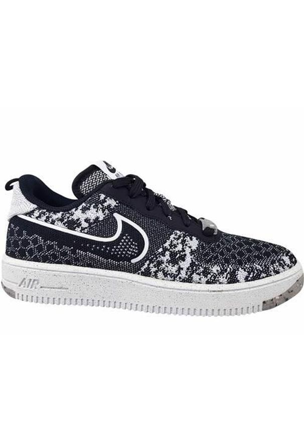 Buty do chodzenia dla dzieci Nike AF1 Crater Flyknit NN GS. Zapięcie: sznurówki. Kolor: wielokolorowy, czarny, biały. Materiał: materiał, syntetyk. Szerokość cholewki: normalna. Sport: turystyka piesza