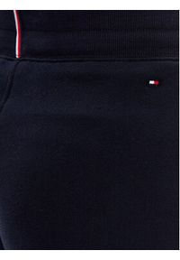 TOMMY HILFIGER - Tommy Hilfiger Szorty sportowe 1985 WW0WW38348 Granatowy Relaxed Fit. Kolor: niebieski. Materiał: bawełna, syntetyk #5