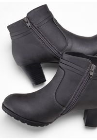bonprix - Botki. Zapięcie: pasek. Kolor: szary. Szerokość cholewki: normalna. Styl: klasyczny