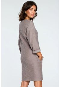 Sukienki.shop - Ciepła dzianinowa sukienka z kieszeniami szara bawełniana. Kolor: szary. Materiał: dzianina, bawełna #4