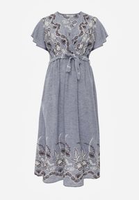 Born2be - Niebieska Kopertowa Sukienka z Wiskozy Zdobiona Haftem i Wiązanym Paskiem Tasenea. Okazja: na co dzień. Kolekcja: plus size. Kolor: niebieski. Materiał: wiskoza. Wzór: aplikacja, haft. Sezon: lato. Typ sukienki: kopertowe. Styl: elegancki, casual, boho #5
