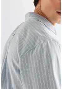 Wrangler - MĘSKA KOSZULA WRANGLER 1 PKT SHIRT BLUE STRIPE 112378486 #5
