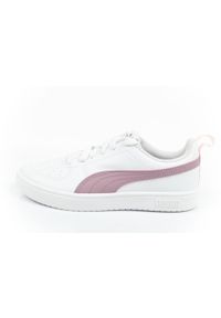 Buty sportowe damskie Puma Rickie. Okazja: na co dzień. Kolor: biały, wielokolorowy, fioletowy. Materiał: skóra ekologiczna. Szerokość cholewki: normalna