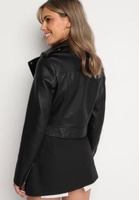 Born2be - Czarna Kurtka Ramoneska z Wiskozą z Regulowanym Paskiem Nevenina. Okazja: na co dzień. Kolor: czarny. Materiał: wiskoza. Długość rękawa: długi rękaw. Długość: długie. Styl: casual, elegancki, rockowy #2