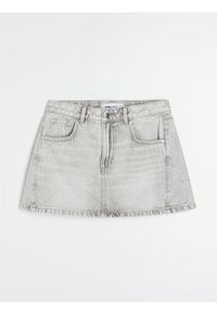 Sinsay - Spódnica jeansowa z efektem sprania - szary. Kolor: szary. Materiał: jeans
