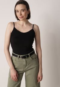 Born2be - Czarny Bieliźniany Top z Bawełny Ozdobiony Koronkową Lamówką Bervina. Kolor: czarny. Materiał: bawełna, koronka. Wzór: aplikacja #3