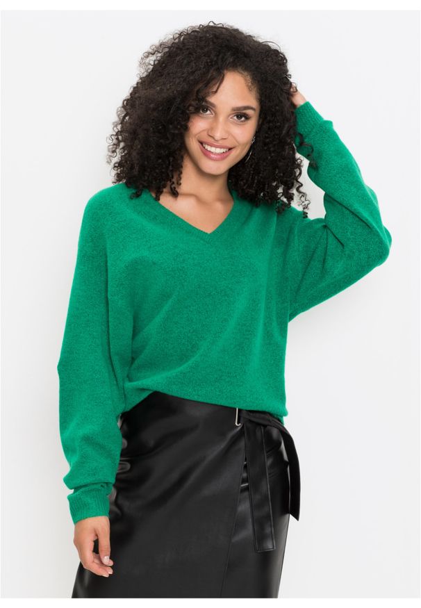 bonprix - Sweter dzianinowy oversize. Kolor: zielony. Materiał: dzianina. Wzór: prążki