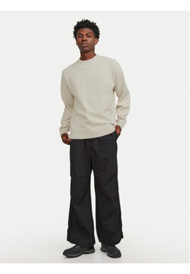 Jack & Jones - Jack&Jones Sweter Collective 12251556 Beżowy Relaxed Fit. Kolor: beżowy. Materiał: bawełna, syntetyk