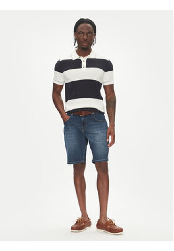 Hechter Paris Szorty jeansowe 26655 151362 Granatowy Regular Fit. Kolor: niebieski. Materiał: bawełna