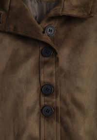 Renee - Ciemnobeżowa Kurtka Bomber Jacket Ozdobiona Guzikami Quilimi. Okazja: na co dzień. Kolor: beżowy. Wzór: aplikacja. Styl: casual, elegancki #2