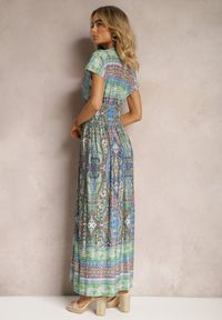 Renee - Jasnozielona Długa Sukienka z Wiskozy w Print Paisley o Kopertowym Dekolcie Dircsa. Okazja: na co dzień. Kolor: zielony. Materiał: wiskoza. Wzór: paisley, nadruk. Typ sukienki: kopertowe. Styl: boho, casual. Długość: maxi #4