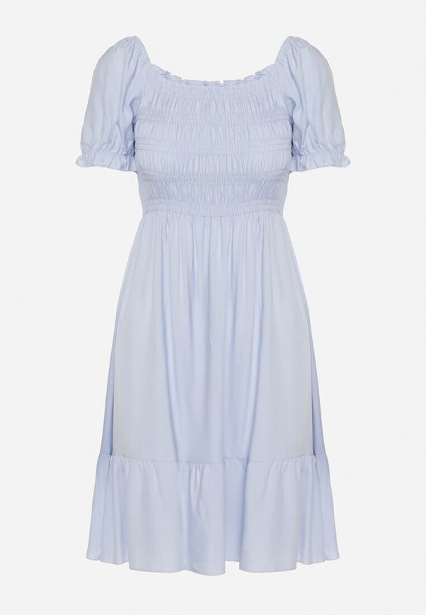 Born2be - Jasnoniebieska Sukienka z Bawełny z Elastycznym Dekoltem i Falbanką Loridia. Okazja: na co dzień. Kolor: niebieski. Materiał: bawełna. Długość rękawa: krótki rękaw. Typ sukienki: proste. Styl: wizytowy, casual, klasyczny, elegancki